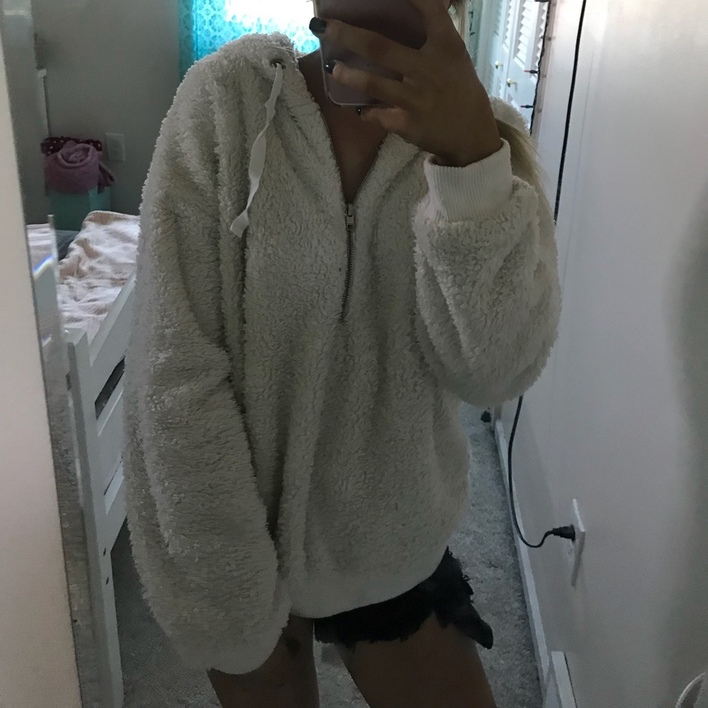 Fuzzy quarter-zip